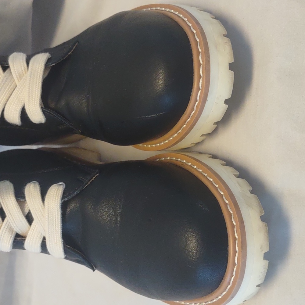 Oasis Society Women's Black Vegan Leather Combat Boots Size 7.5 Medium EUC - Picture 8 of 14